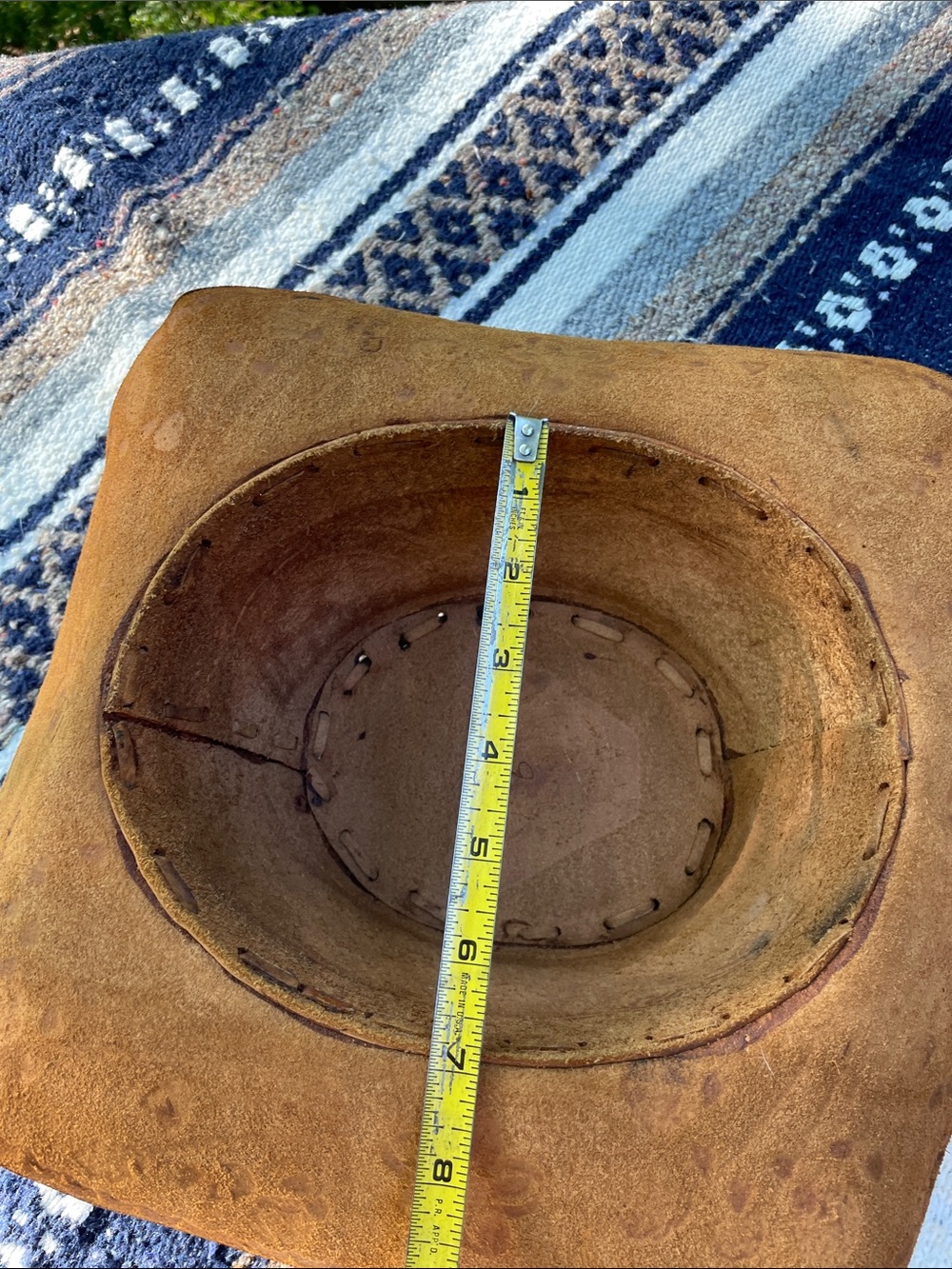 VINTAGE HAND TOOLED EMBOSSED AND STITCHED LEATHER COWBOY HAT - Picture 10 of 15
